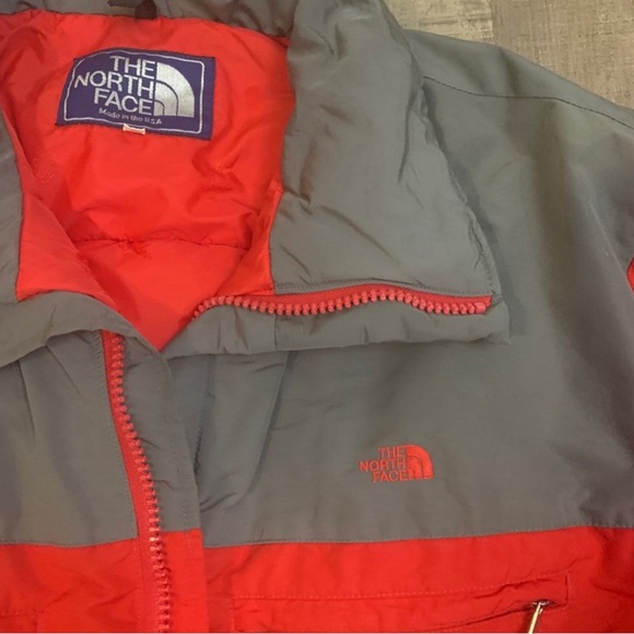 North face winter bomber jacket - Picture 2 of 6